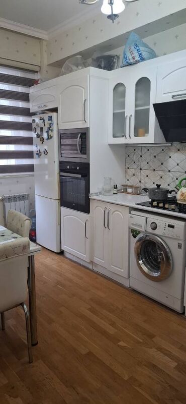 gence tap az: Xirdalanda kristal 1 de 17/7 SI 3 otaq her bir ewyali ev kiraye