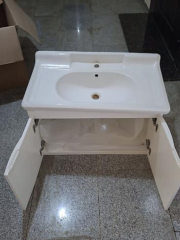hamam skafi: Hamam üçün asma dolablı lavabo satılır. Təzə kimidir, heç bir prablemi — 1