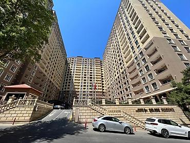yasma: Yasamal, 3 otaqlı, Yeni tikili, m. İnşaatçılar, 100 kv. m — 1