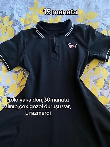qız it adlari: Polo yaxalı qara don. Boyun və qollarında ikizolaqlı ağ zolaqlar, ön — 1