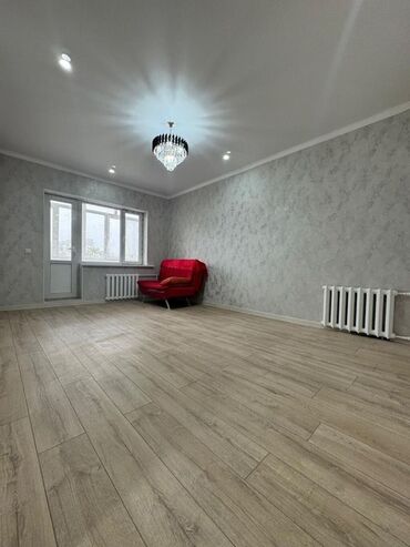 элебаева горького: 1 комната, 38 м², 105 серия, 5 этаж, Евроремонт