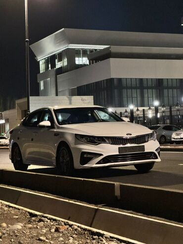 кия к5 гибрид: Kia K5белый седан бизнес-класса. Основные особенности: - Эффектный