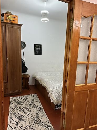 хата политех: 3 комнаты, 60 м², 104 серия, 3 этаж, Старый ремонт — 4