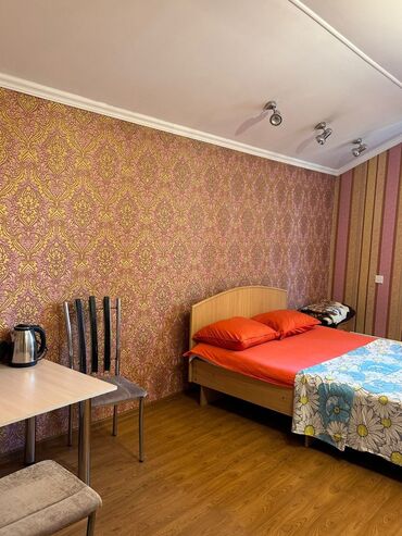 снять квартиру на долгий срок в бишкеке ок: 1 бөлмө, Душ кабинасы, Жаздык, жууркан-төшөк каптары, Унаа токтотуучу жай