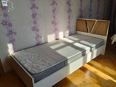 Tək nəfərlik çarpayı və döşək dəsti - Ölçü: təxmini 90×200 sm (tək