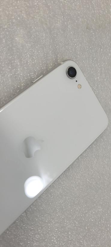 Apple iPhone: IPhone SE 2020, Б/у, 128 ГБ, Белый, 77 % — 13