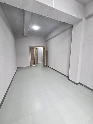 Аренда офисов: Аренда офисов, 17 м², В бизнес центре, С видом на горы, 1 линия, С оборудованием — 3