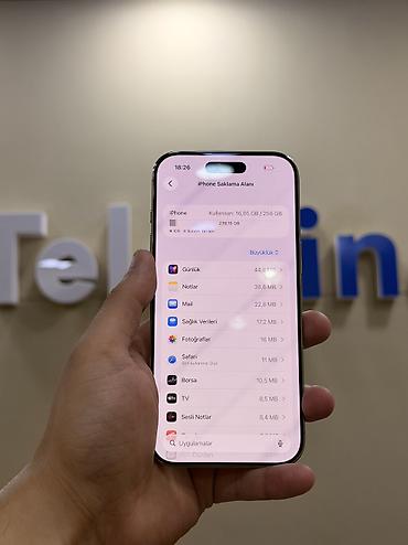 ipone air: IPhone Air, 256 GB, Ağ, Kredit, Face ID, Simsiz şarj — 6
