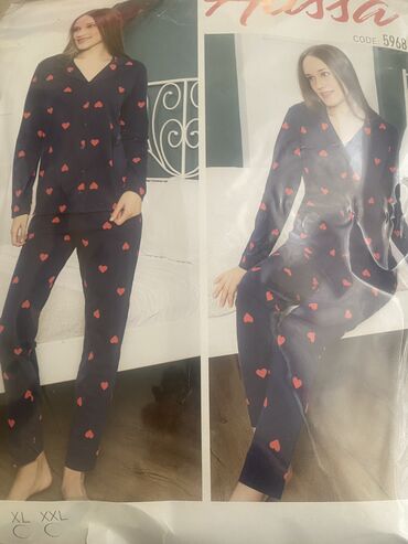 pijama xalatlar: XL (EU 42), 2XL (EU 44)