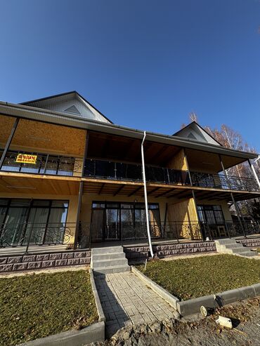 Посуточная аренда домов: 50 м², 3 комнаты — 10