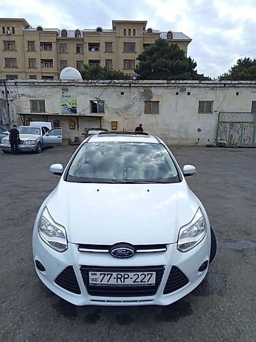 ford focus 2000: Ford Focus: 1.6 l | 2014 il 83000 km Sedan — 10