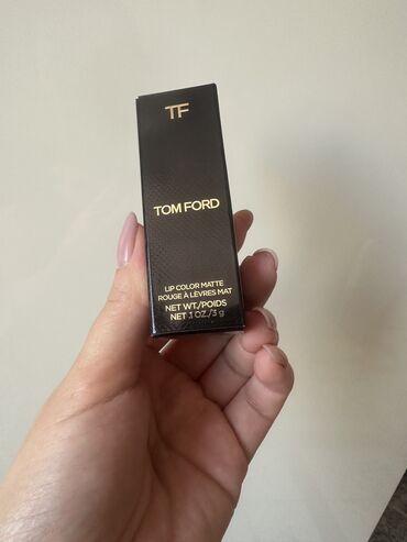 красная помада: Tom Ford помада Том Форд оригинал!!! Куплена в Duty free. Абсолютно