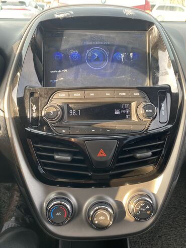 Chevrolet: Chevrolet Spark: 2019 г., 1 л, Вариатор, Бензин, Универсал — 11