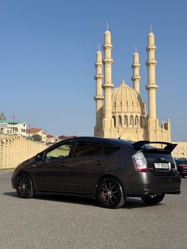 Toyota: Toyota Prius: 1.5 l | 2007 il Hetçbek — 3