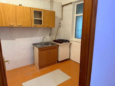 Uzunmüddətli kirayə mənzillər: Ataturk parkinin yaxinligi avestanin arxasinda 9/4 mertebesi 2 otagli — 8