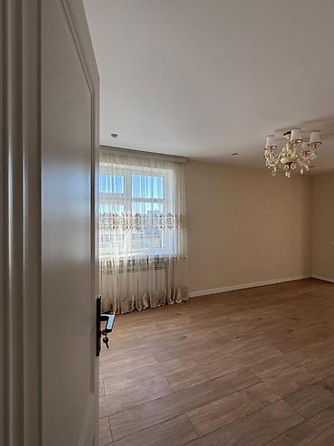 bakixanovda ev: Bakı, Bakıxanov qəs., 3 otaqlı, Köhnə tikili, 60 kv. m — 5