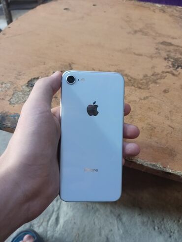 кызыл кыя айфон: IPhone 8, 64 ГБ, Серебристый, 79 %
