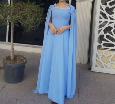 nişan üzükleri: TƏZƏ ALINIB CƏMİ BİR DƏFƏ GEYİNİLİB PALTAR HAL HAZIRDA S RAZMERDİ AMMA