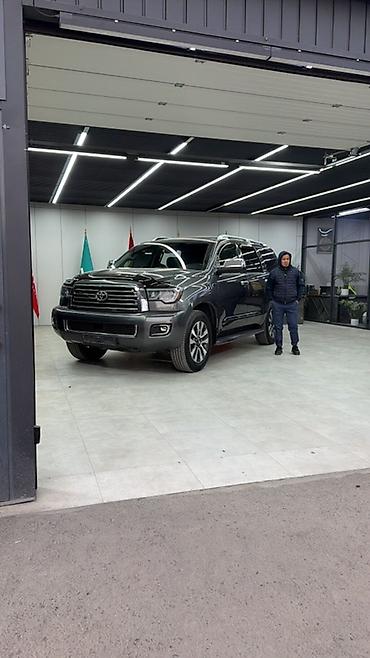 lexus 2023: Toyota Sequoia: 2017 г., 5.7 л, Автомат, Бензин, Внедорожник — 5