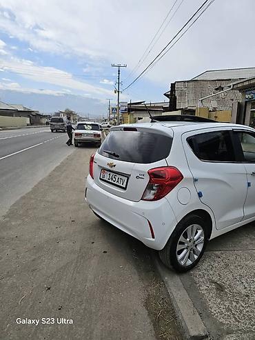 Chevrolet: Chevrolet Spark: 2016 г., 1 л, Автомат, Бензин, Хэтчбэк — 3