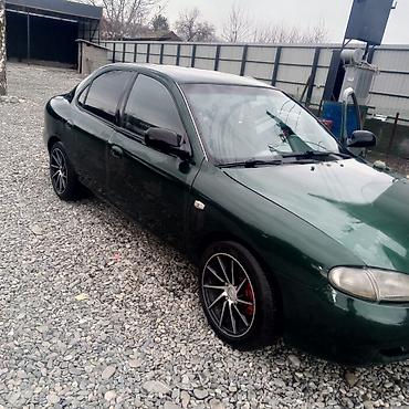 Hyundai: Hyundai Avante: 1998 г., Седан — 10