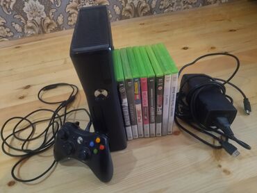 Xbox 360 & Xbox: 1 gamepad Çox əla vəziyyətdədir heç bir problemi yoxdu özüm 2 ildi