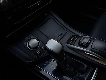 ct 200: Lexus ES: 2016 г., 2.5 л, Вариатор, Гибрид, Седан — 10