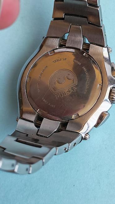 Ručni satovi: Pulsar muški hronograf sat – 100M - Kućište i narukvica od nerđajućeg — 10