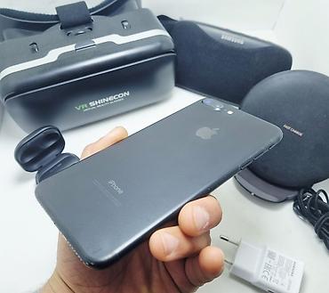 Apple iPhone: IPhone 7 Plus, Б/у, 128 ГБ, Черный, Наушники, Зарядное устройство, Защитное стекло, 89 % — 2