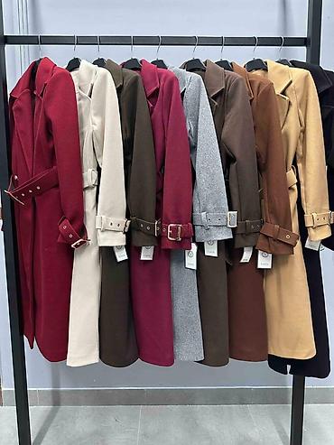Kaputi: I ove godine sa nama NAJTRAZENIJI KAPUTI‼️ Vel: S M L XL Cena: 4100 — 4