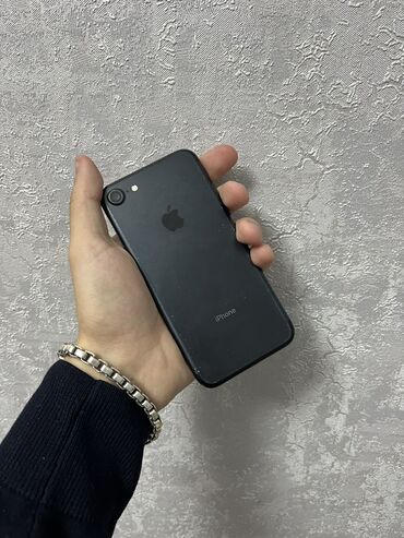 купить айфон 16 дубай: IPhone 7, 32 GB, Jet Black