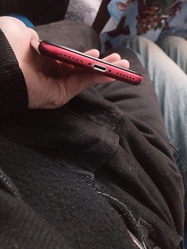 Apple iPhone: IPhone SE 2020, 128 GB, Qırmızı, Simsiz şarj — 5