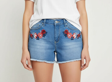 cross jeans zakręt: Esmara, Шорти жіночі, розмір S