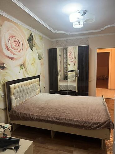 Двуспальная кровать с мягким изголовьем + трехстворчатый шкаф с