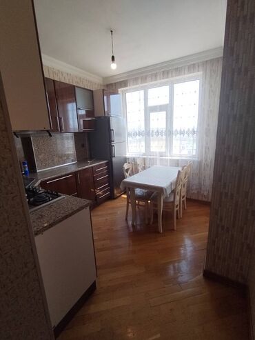 Uzunmüddətli kirayə mənzillər: Ər Riyad Ticarət mərkəzinin qarşısında yerləşir. Abşeron gənclər — 6