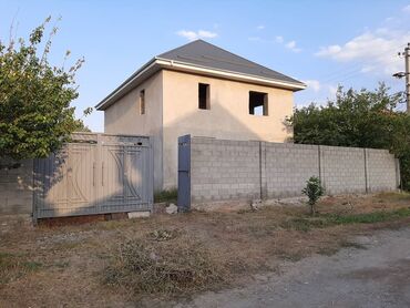 кемин продажа домов: Дом, 180 м², 6 комнат, ПСО (под самоотделку)