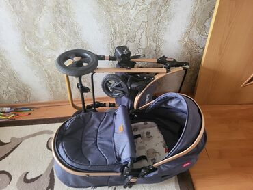 Gəzinti arabaları: Klassik gəzinti arabası, İşlənmiş, Yaş: 1-6 ay, Ünvandan götürmə — 1