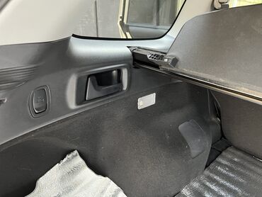 Toyota: Toyota Corolla: 1.5 l | 2019 il Universal — 9