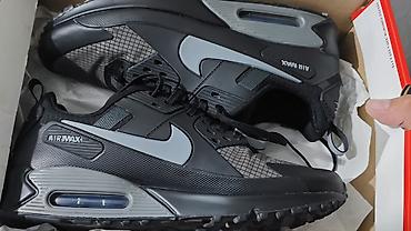 nike 270: Мужские кроссовки, 43, Nike, Б/у, цвет - Черный, Платная доставка — 2
