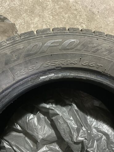 шины r14c: Шины 185 / 65 / R 14, Зима, Б/у, Пара, Легковые, Япония, Goform