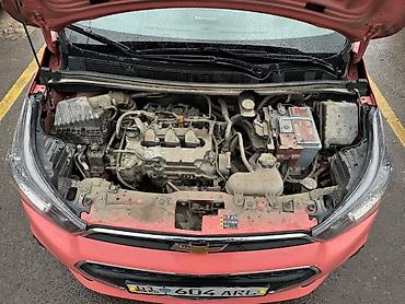 Chevrolet: Chevrolet Spark: 2017 г., 1 л, Вариатор, Бензин, Хэтчбэк — 9