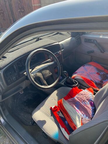 мопед ремонт: Volkswagen Passat: 1990 г., 1.8 л, Механика, Бензин, Универсал