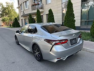 devo tiko: Toyota Camry: 2021 г., 2.5 л, Автомат, Бензин, Седан — 10