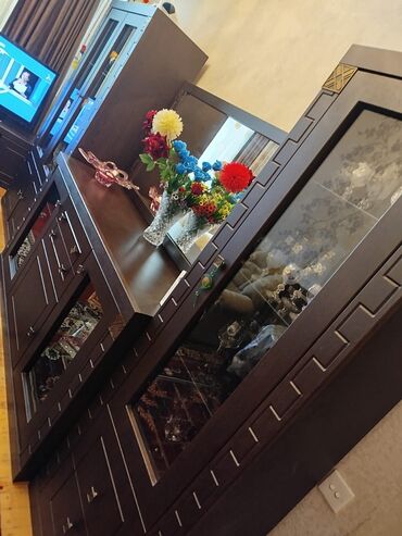 optimal metbex mebelleri: Qonaq otağı üçün dəst – tünd qəhvəyi rəngdə MDF/LDSP mebel komplekti