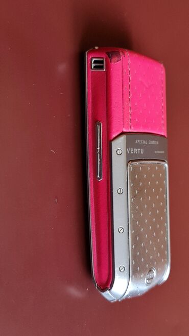 Ostali mobilni telefoni: Vertu orginal jako skupa masina ko se razume znace, nemam punjac ide na lalafo.rs — 1 Ostali mobilni telefoni: Vertu orginal jako skupa masina ko se razume znace, nemam punjac ide — 1