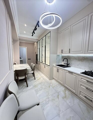 Долгосрочная аренда квартир: 4 комнаты, Риэлтор, Без подселения, С мебелью полностью — 5