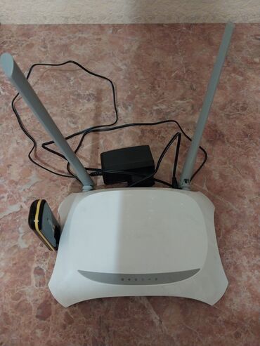 домашний wi fi: Wifi роутер TpLink. С usb 4g модемом