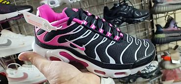 tn drift crno bele: Nike air max tn patike A klasa NOVO Novo Brojevi 36 do 41 fb Moja — 3