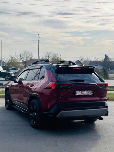 Toyota: Toyota RAV4: 2019 г., 2.5 л, Автомат, Гибрид, Седан at lalafo.kg — 5 Toyota: Toyota RAV4: 2019 г., 2.5 л, Автомат, Гибрид, Седан — 5