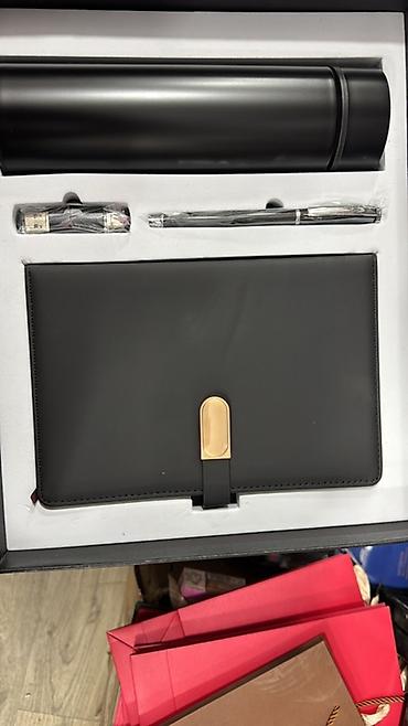 Канцтовары: Подарочный набор для офиса/деловых встреч Состав набора: - Ежедневник — 6